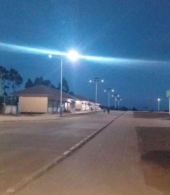 昭通市非洲科特迪瓦太阳能路灯工程